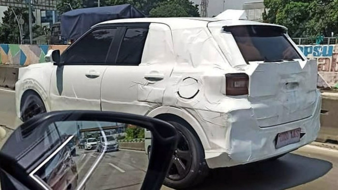 Daihatsu Rocky kepergok kamera di jalan Indonesia