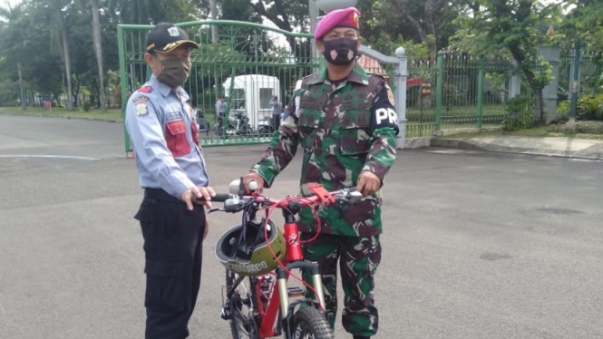 Kolonel Marinir AL korban begal sepeda