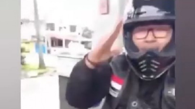 Sweeping Pengendara Moge di Bukittinggi