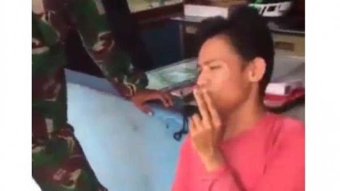 Pria palak sopir truk