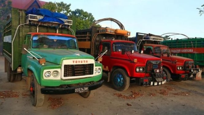 Truk Zaman Dulu, Bermoncong