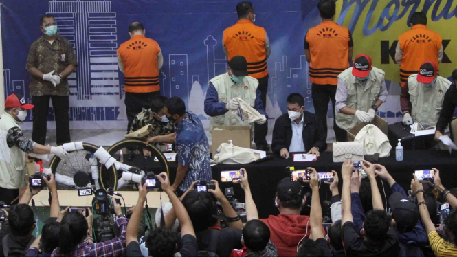 Sejumlah barang mewah sitaan KPK dari OTT Edhy Prabowo