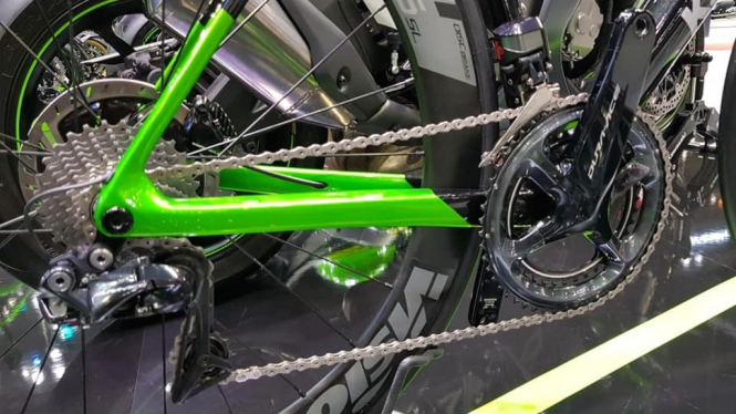 Shimano Dura-Ace di sepeda Kawasaki
