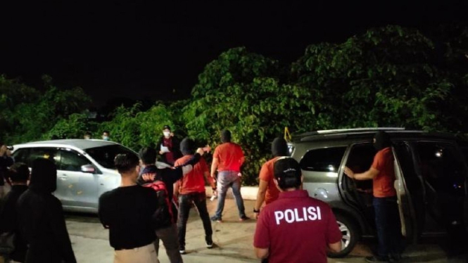 Rekonstruksi Kasus Penembakan Laskar FPI di Mobil.