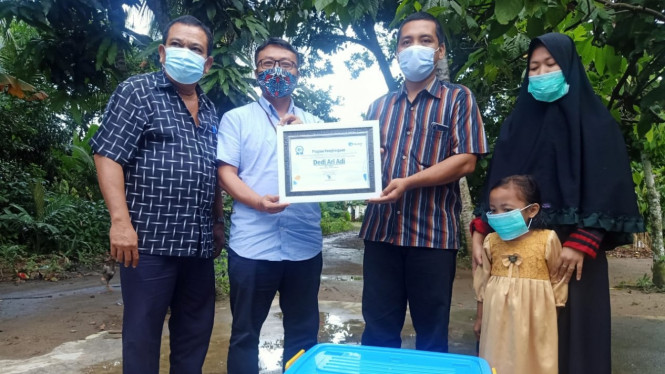 Supir Taksi Bantu Kelahiran