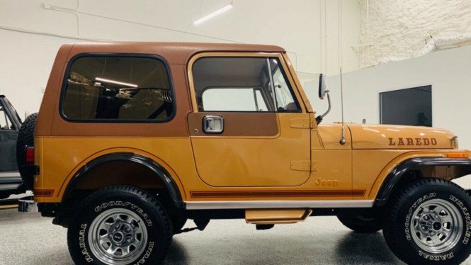 Mobil Tua Jeep CJ7 1984