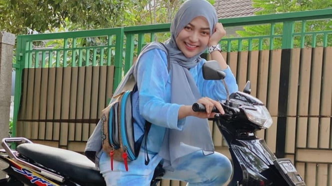 Chacha Sherly eks Trio Macan