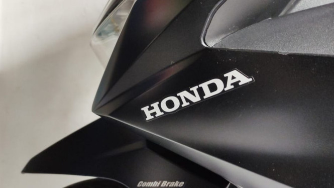 Emblem Motor Honda.