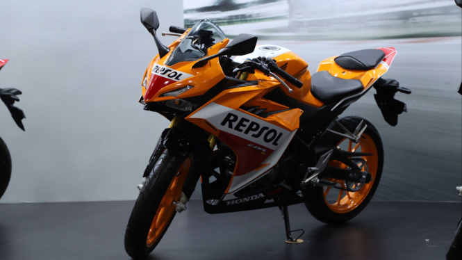 Honda CBR150R