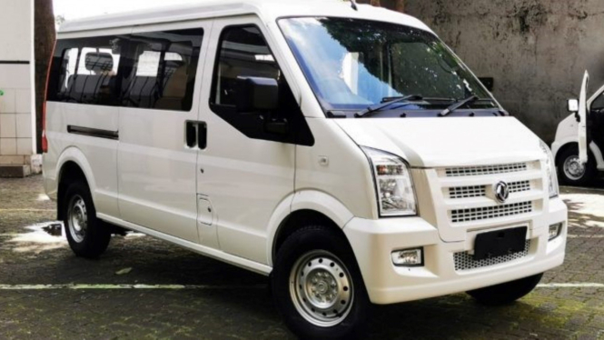 DFSK Gelora Minibus