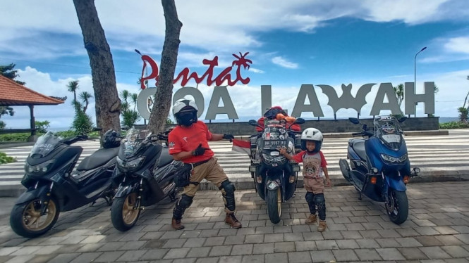 Touring Yamaha NMAX