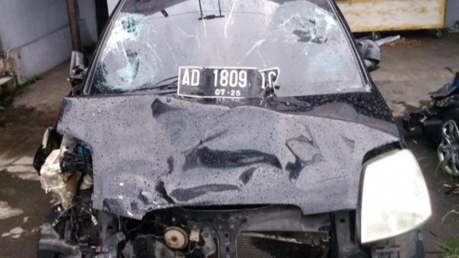 Mobil tabrak orang saat dibawa bocah 13 tahun