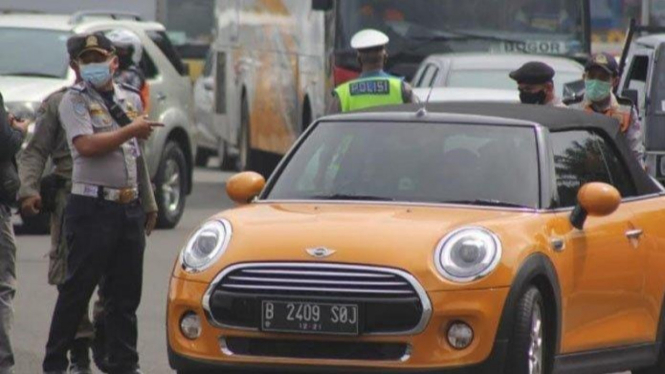 Mini Cooper Ayu Tingting ganjil genap