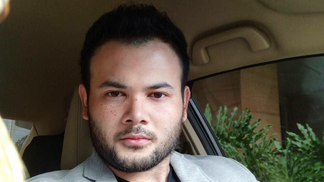 Ridho Rhoma di dalam mobil