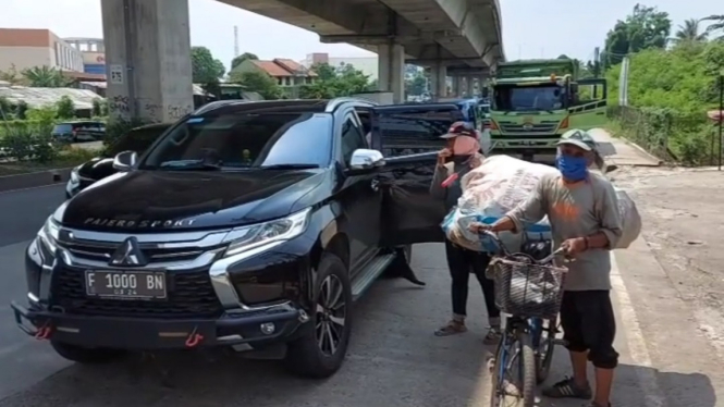 Mobil Ustaz Maaher At-Thuwailibi