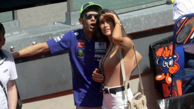 Valentino Rossi dan Francesca Sofia. Foto: Motorsprint.