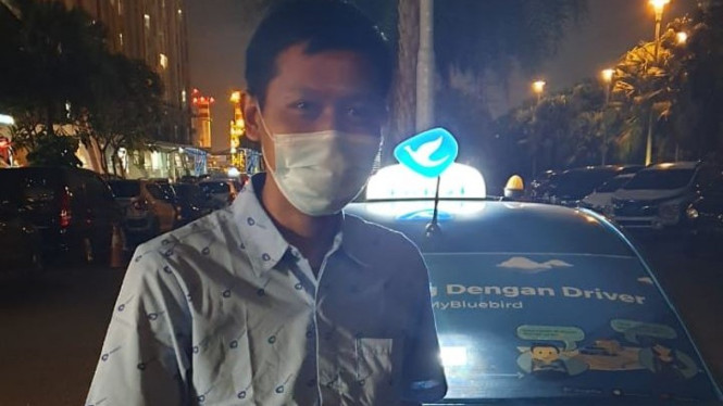 Sopir Taksi Viral. Foto: Twitter.