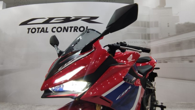 Honda CBR150R Tricolor Series. Foto: 100KPJ/Farhan