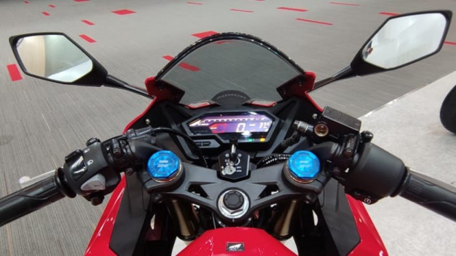 Honda CBR150R Tricolor Series. Foto: 100KPJ/Farhan