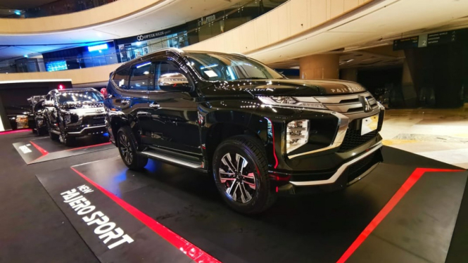 Harga Pajero Sport baru di daerah ini mahal banget