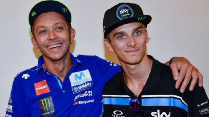 Luca Marini dan Valentino Rossi