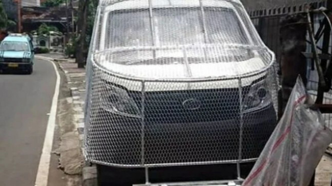 Mobil Esemka
