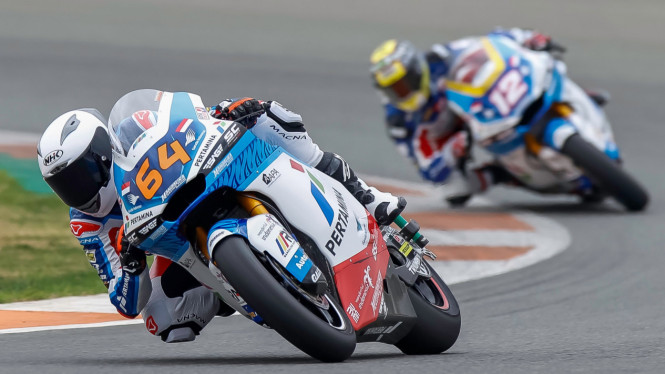 Dua Pembalap Bule Petamina Mandalika SAG Team