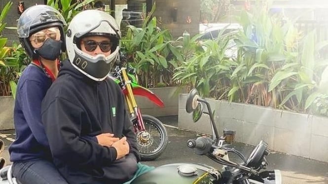 Amanda Manopo belikan motor Billy Syahputra