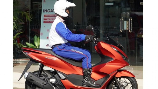 Safety Rider Naik Honda PCX 160. Foto: AHM.