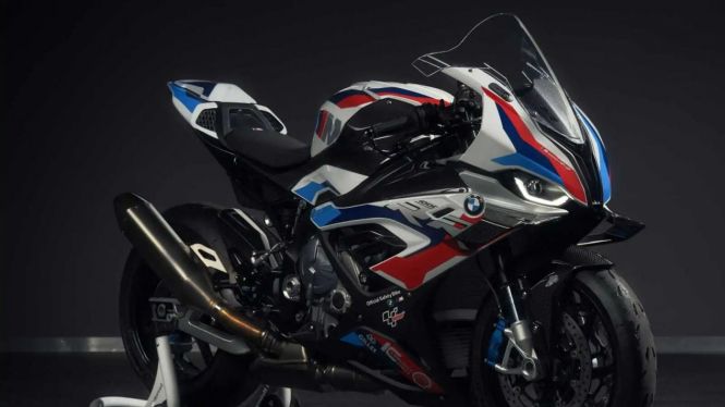 BMW M 1000 RR
