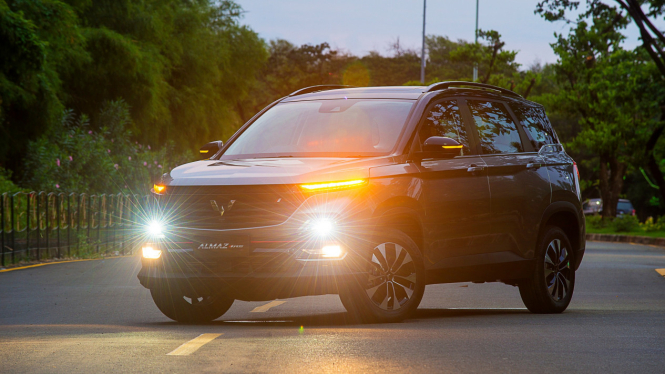 Wuling Almaz RS