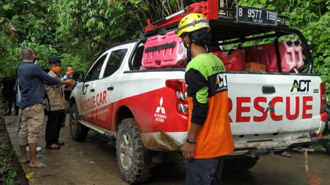 Mitsubishi Triton mobil bencana alam