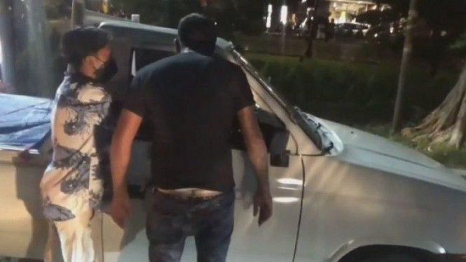 WNA Pukuli Sopir Pikap di Jakarta Timur. Foto: IG.