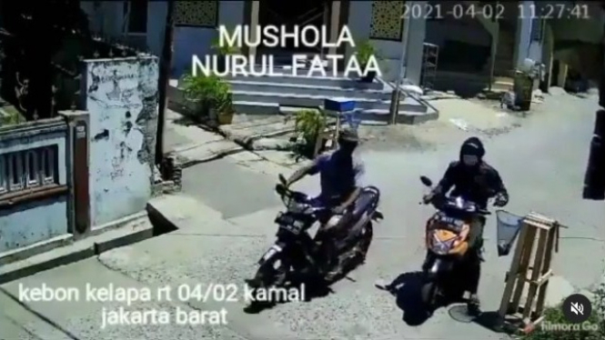 Pemotor Nyolong Duit Musala. Foto: IG.