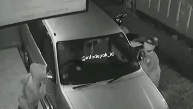 Aksi pencurian spion mobil di depok