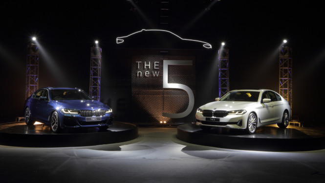 New BMW 520i M Sport dan New BMW 530i Opulence.