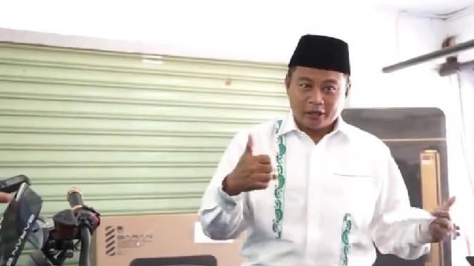 Wakil Gubernur Jawa Barat, Uu Ruzhanul Ulum