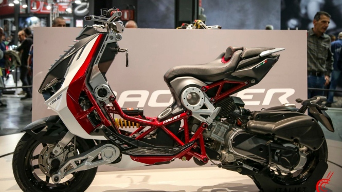 Italjet Dragster. Foto: Rideapart.