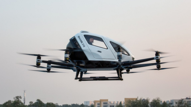 EHang 216