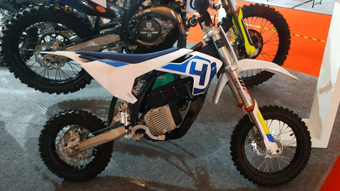Husqvarna EE-5