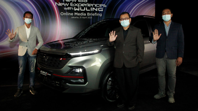 Wuling Almaz RS di IIMS