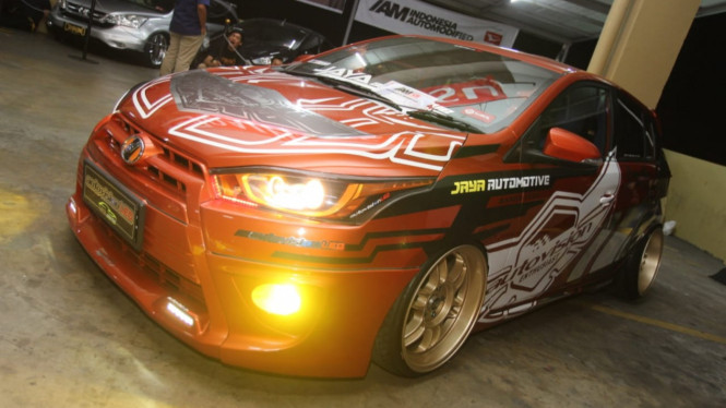 Bahaya modifikasi lampu mobil sembarangan