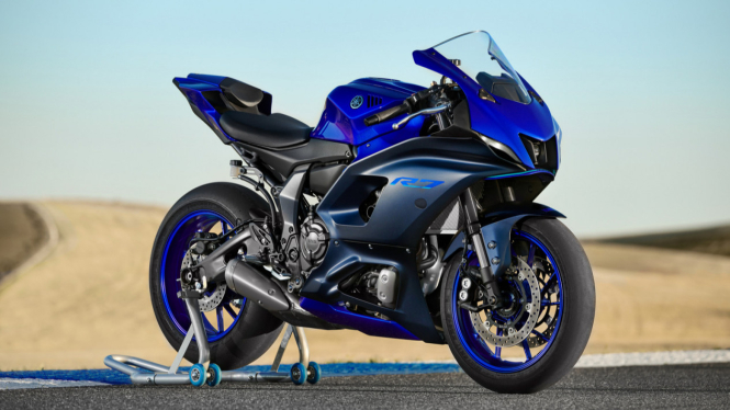 Yamaha All New YZF-R7