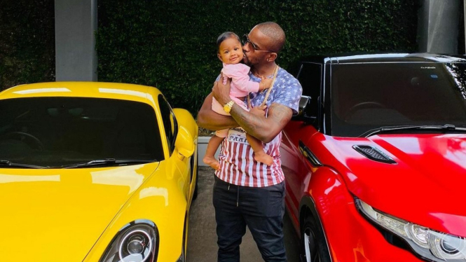 Koleksi mobil Greg Nwokolo