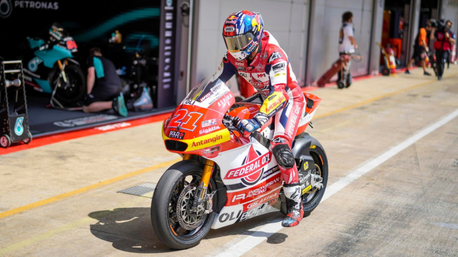 Pembalap Federal Oil Gresini Moto2