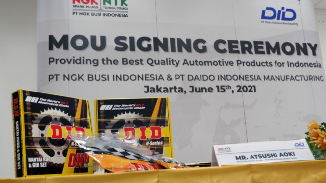 Rantai motor DID dari NGK