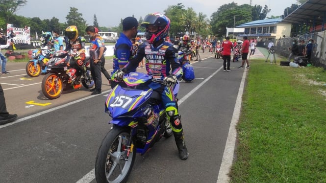 Pembalap M Jordan Badaru (257) di Oneprix 2021