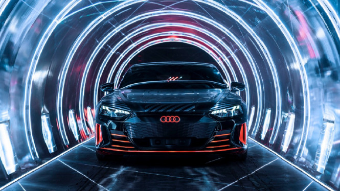 Mobil listrik Audi e-tron GT pakai ban khusus
