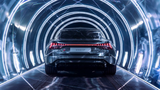 Mobil listrik Audi e-tron GT pakai ban khusus