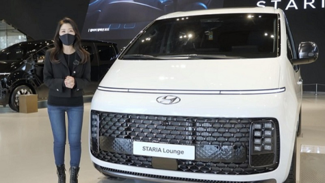 Hyundai Staria tipe Lounge